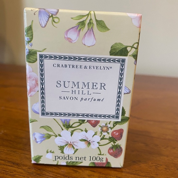 Rare Crabtree and Evelyn Summer Hill Scented Bath Soap - Picture 2 of 6